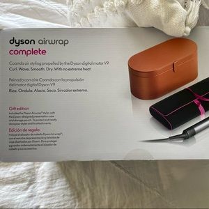 Gently used Dyson Airwrap Complete with box, all attachments and travel pouch